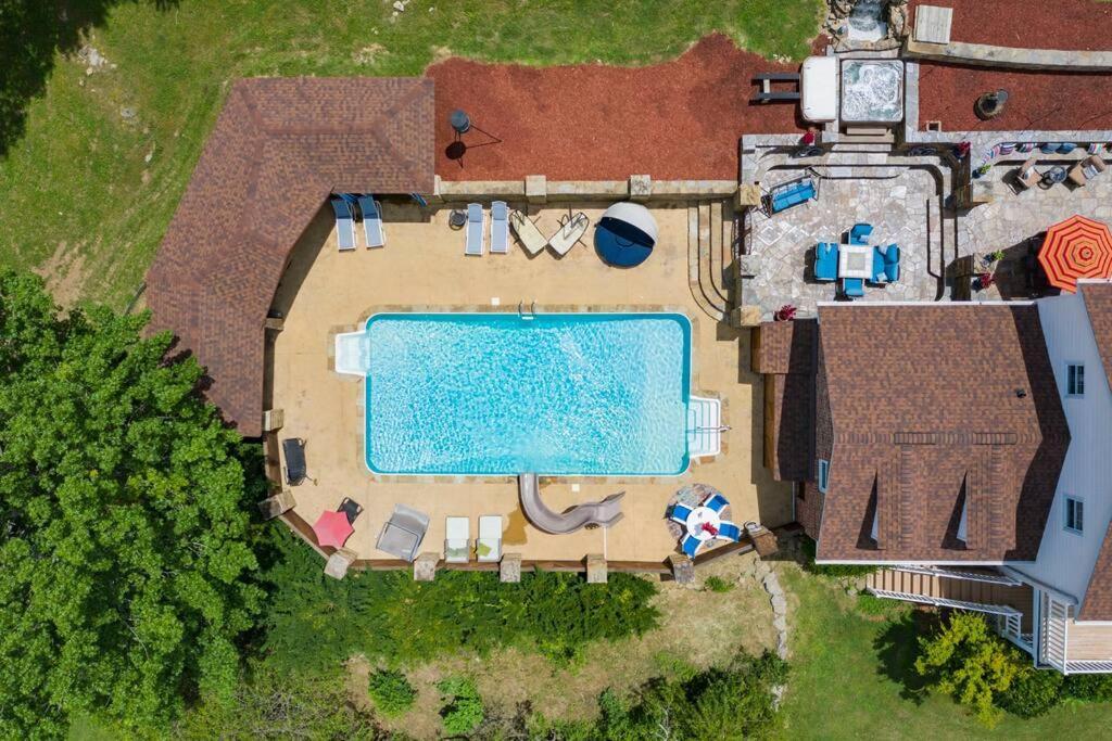 NEW Outdoor Oasis Pool, Hot Tub, Firepl, 6 bedr Βίλα Franklin Εξωτερικό φωτογραφία